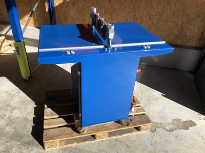 Gebrauchte Zackenmusterschneidemaschine DZMS 50