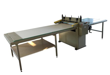 Zackenmusterschneidemaschine ZP 102